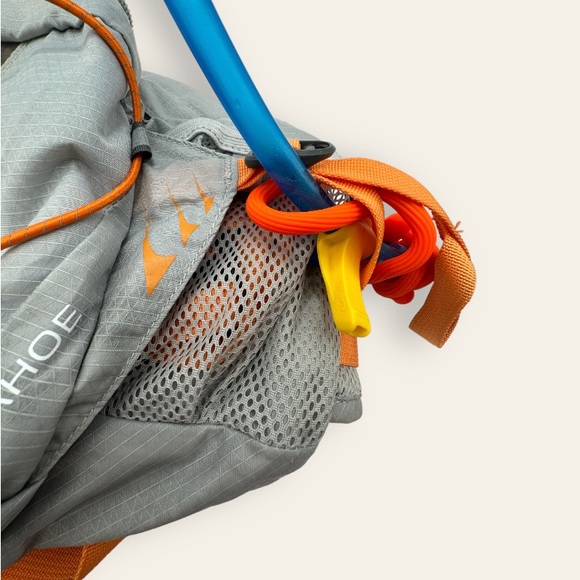 CamelBak Tahoe LR - silver/orange popsicle fanny pack - Picture 3 of 11